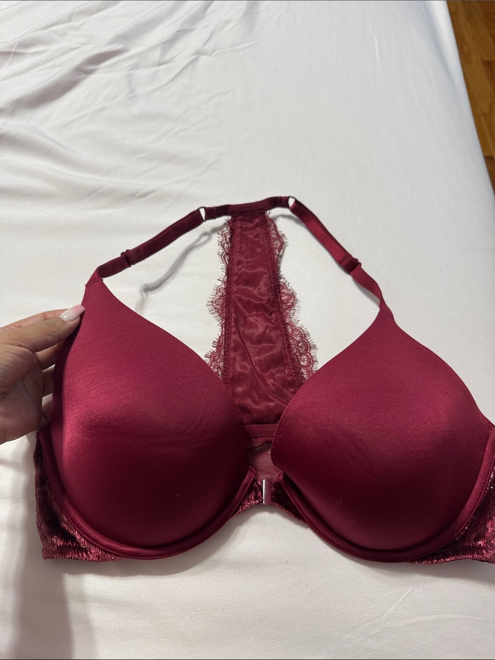 Victoria's Secret Burgundy Lace Racerback T-Shirt Bra